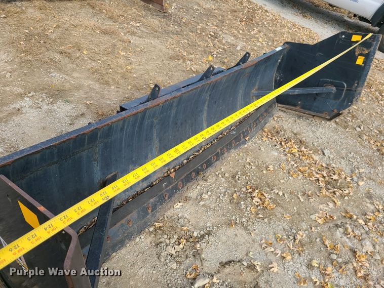 image for item LJ9307 John Deere SP10  skid steer snow pusher