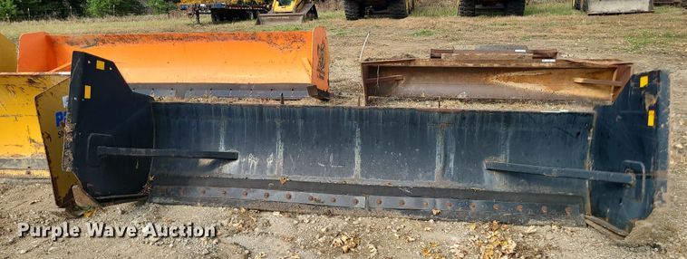 image for item LJ9307 John Deere SP10  skid steer snow pusher