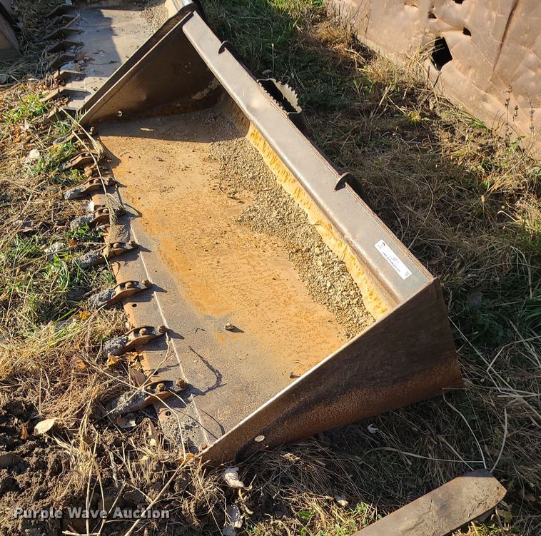 image for item LJ9311 86" W skid steer bucket