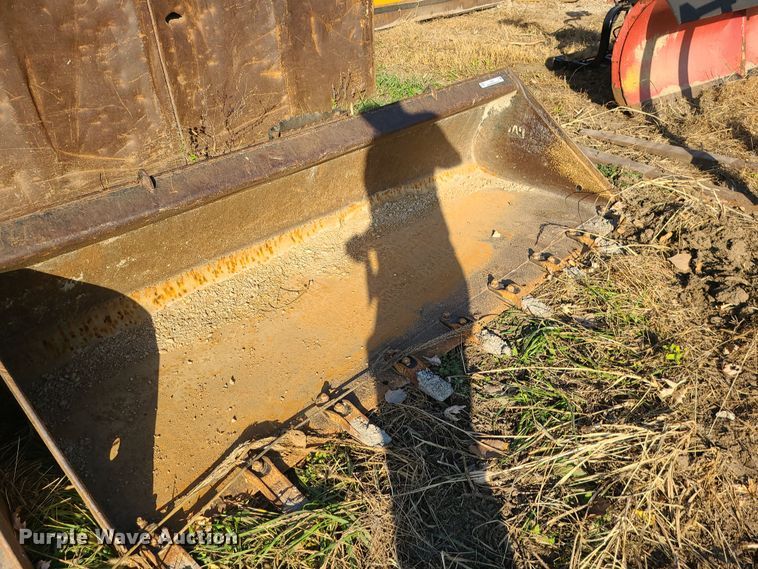 image for item LJ9311 86" W skid steer bucket