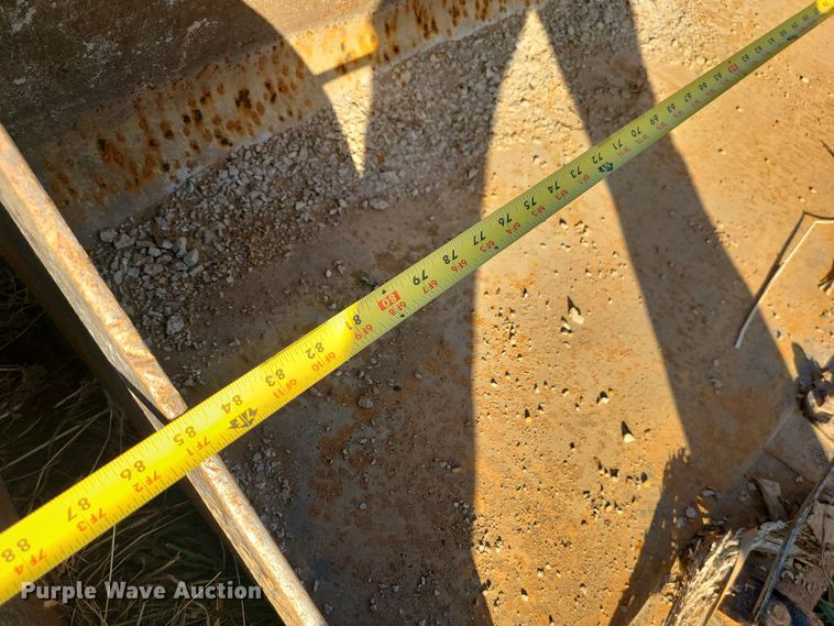 image for item LJ9311 86" W skid steer bucket