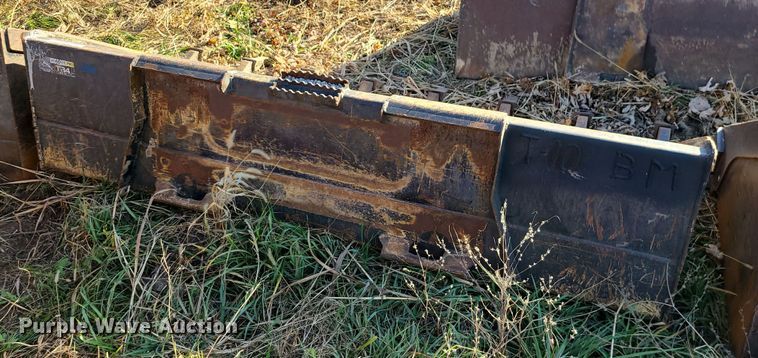 image for item LJ9312 84" W skid steer bucket