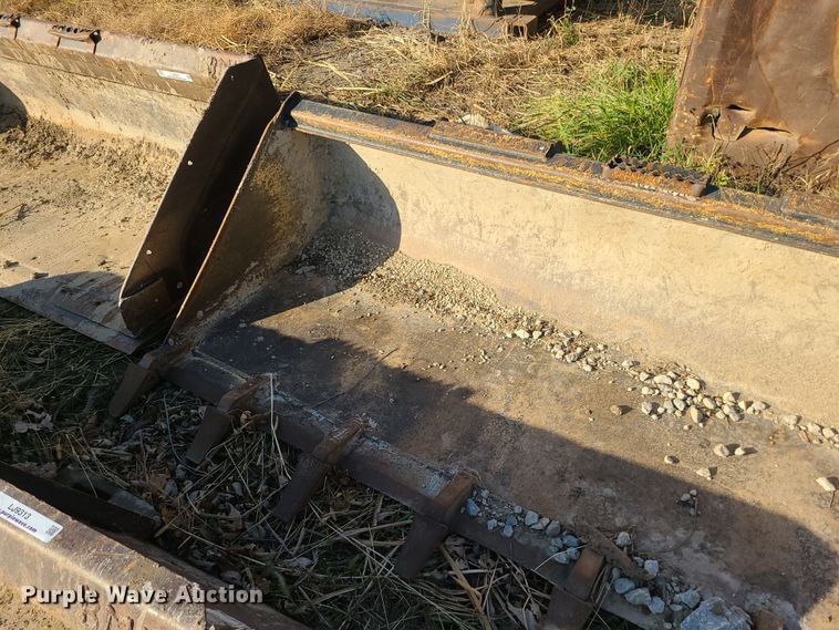 image for item LJ9312 84" W skid steer bucket