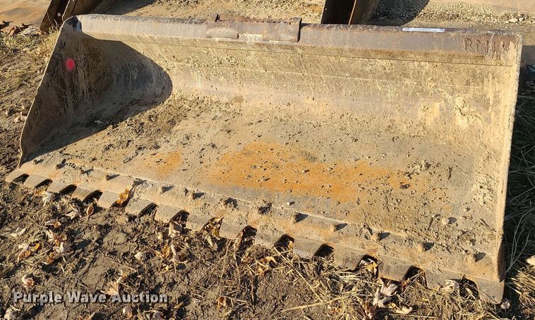 image for item LJ9313 84" W skid steer bucket