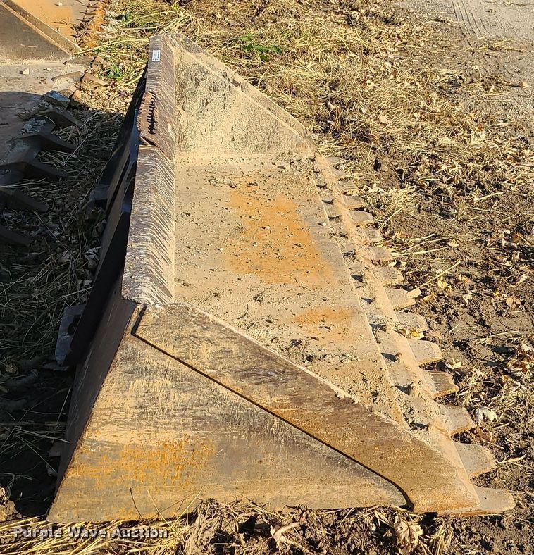 image for item LJ9313 84" W skid steer bucket