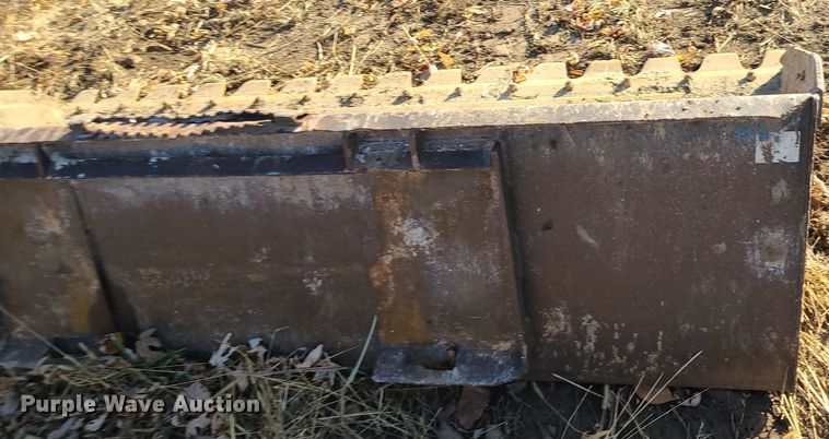 image for item LJ9313 84" W skid steer bucket