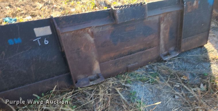 image for item LJ9316 86" W skid steer bucket