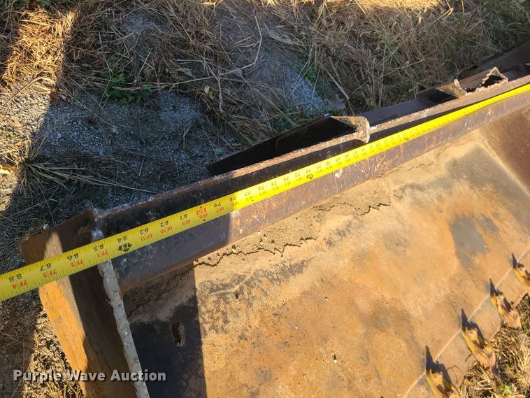 image for item LJ9316 86" W skid steer bucket