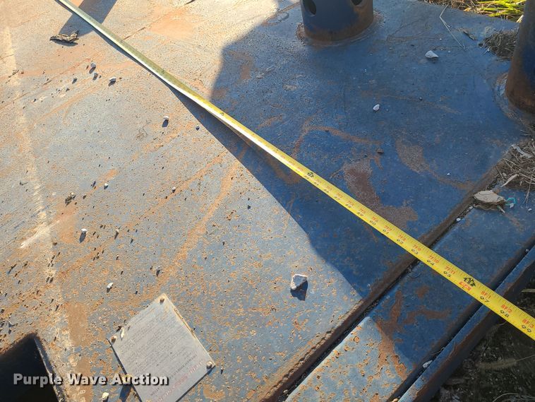 image for item LJ9320 Trench box