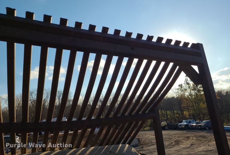 image for item LJ9321 rock screen