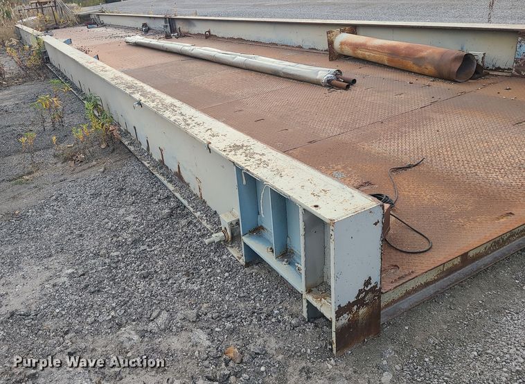 image for item LJ9336 Cardinal  scale frame