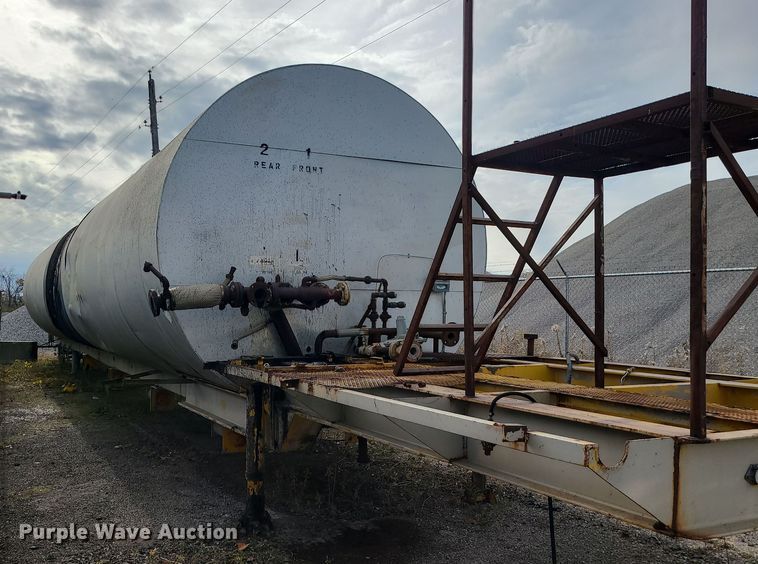 image for item LJ9343 Asphalt tank