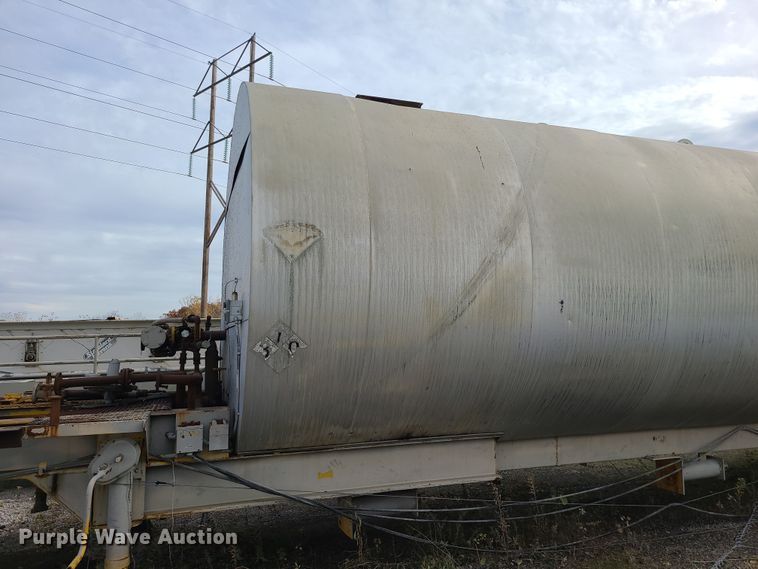image for item LJ9343 Asphalt tank