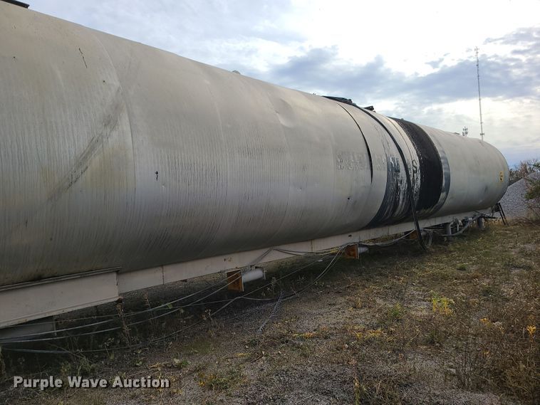 image for item LJ9343 Asphalt tank