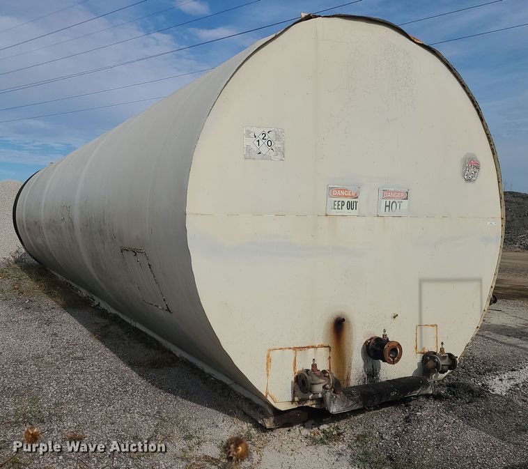 image for item LJ9344 Asphalt tank