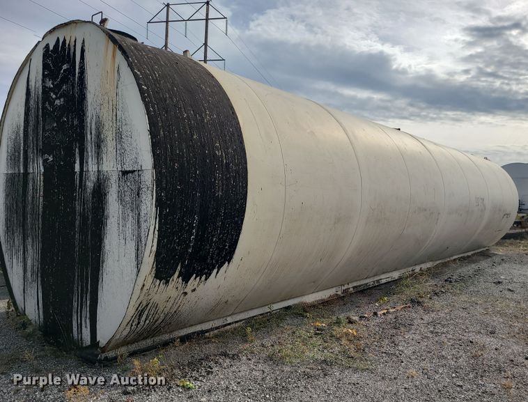 image for item LJ9344 Asphalt tank