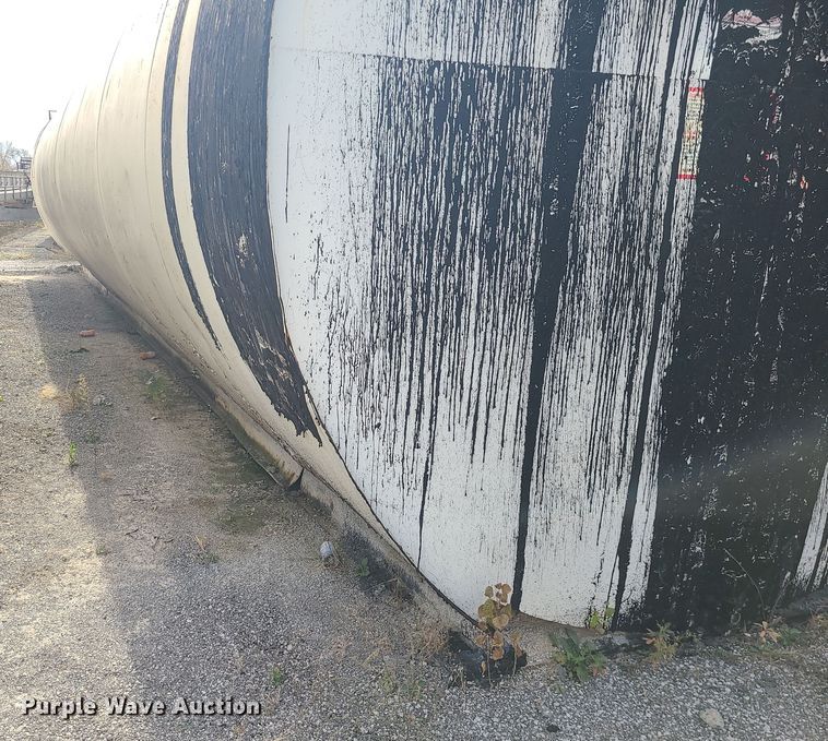 image for item LJ9344 Asphalt tank