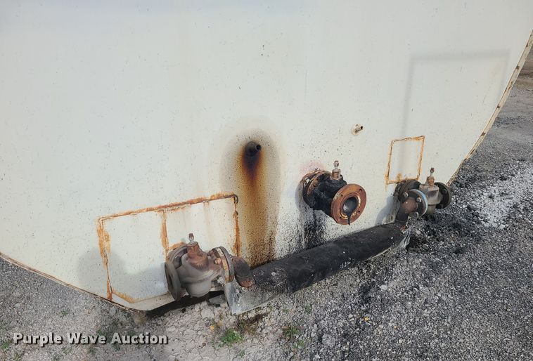 image for item LJ9344 Asphalt tank