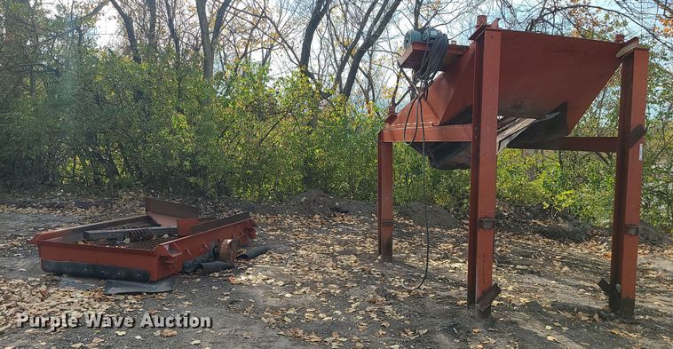 image for item LJ9346 Peerless SD488  shaker screen