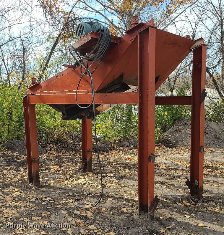 image for item LJ9346 Peerless SD488  shaker screen