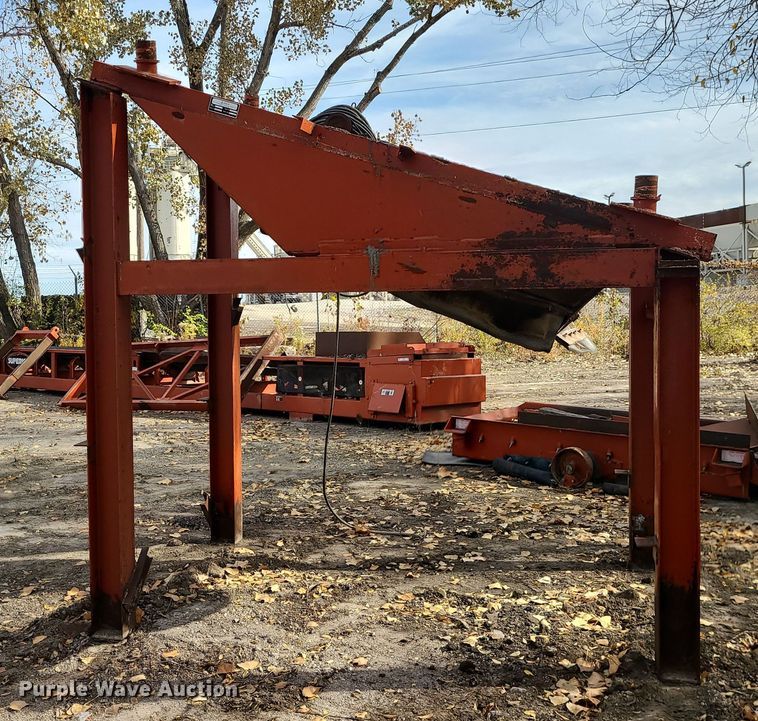 image for item LJ9346 Peerless SD488  shaker screen