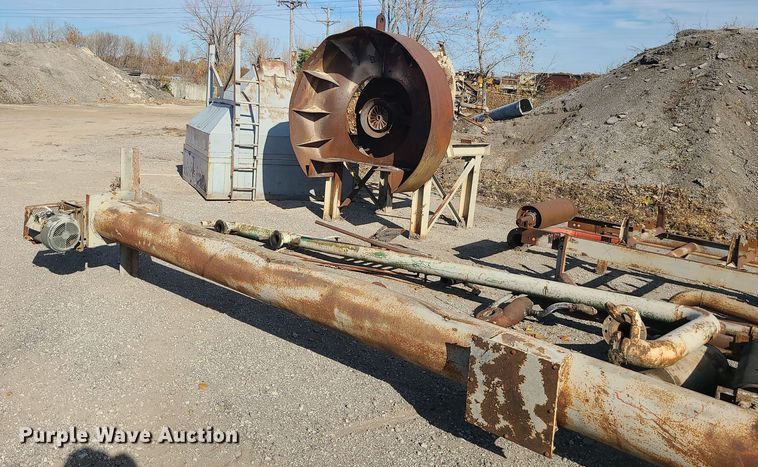 image for item LJ9352 Quarry equipment