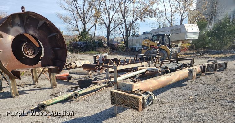 image for item LJ9352 Quarry equipment