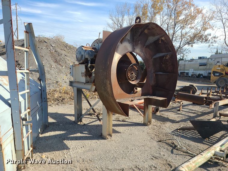 image for item LJ9352 Quarry equipment