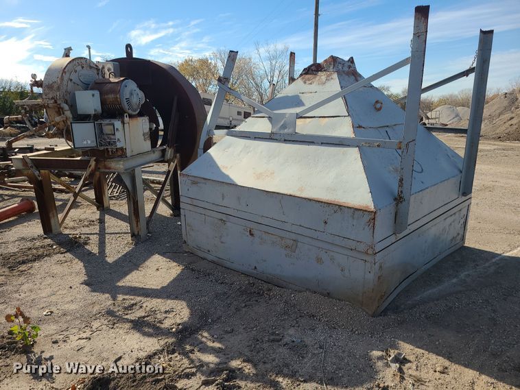 image for item LJ9352 Quarry equipment