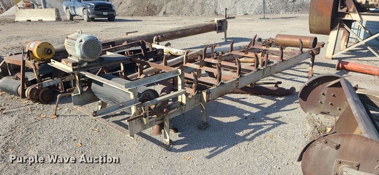 image for item LJ9352 Quarry equipment