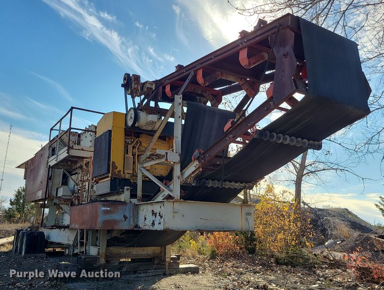 image for item LJ9353 Cedarapids  crushing plant