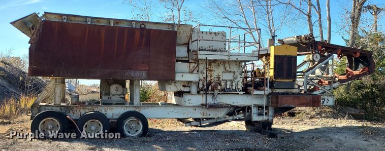 image for item LJ9353 Cedarapids  crushing plant