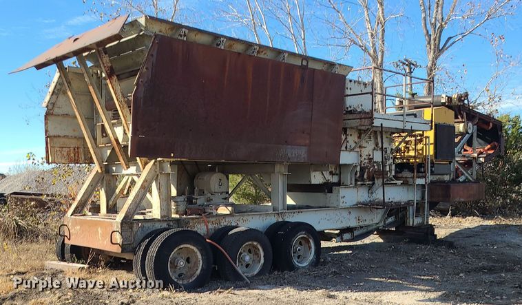 image for item LJ9353 Cedarapids  crushing plant