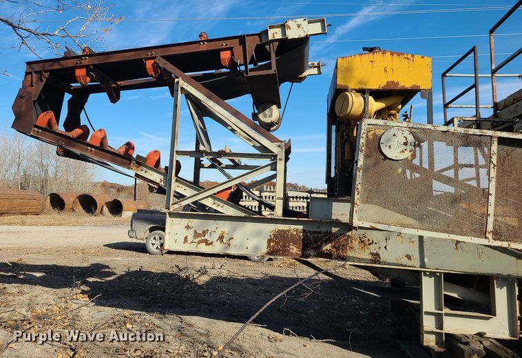 image for item LJ9353 Cedarapids  crushing plant