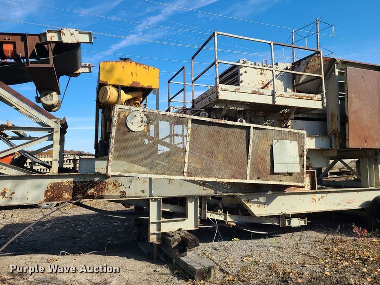 image for item LJ9353 Cedarapids  crushing plant