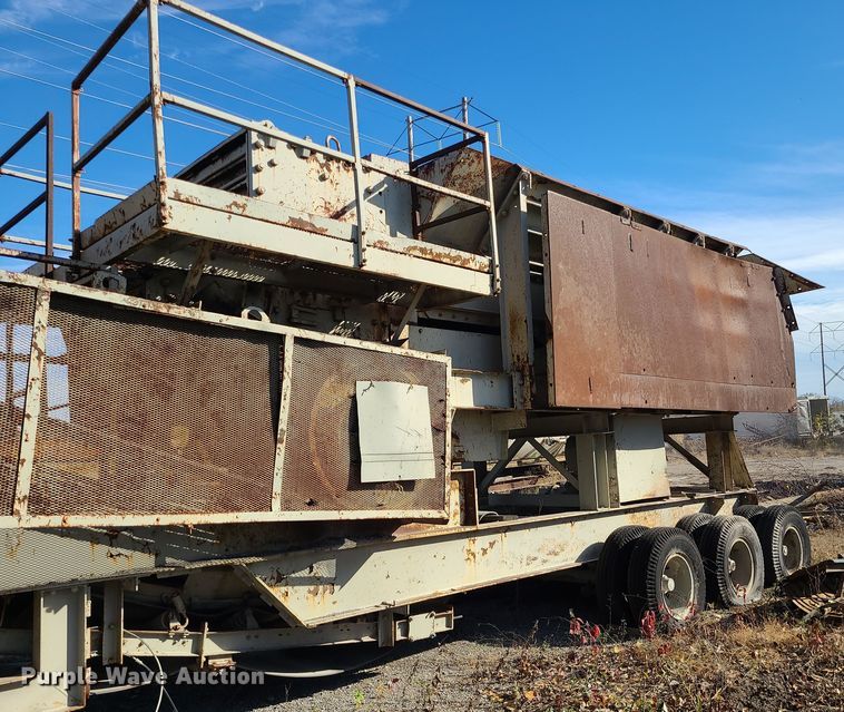 image for item LJ9353 Cedarapids  crushing plant