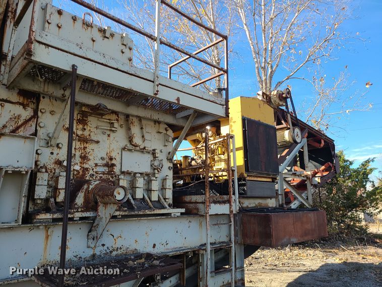 image for item LJ9353 Cedarapids  crushing plant