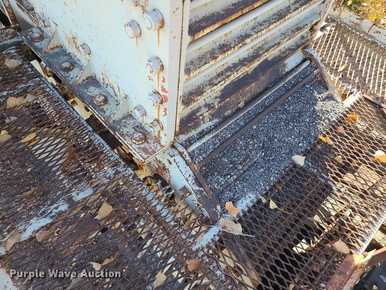 image for item LJ9353 Cedarapids  crushing plant