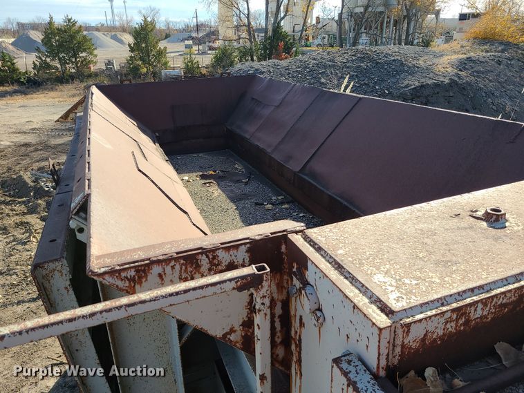 image for item LJ9353 Cedarapids  crushing plant