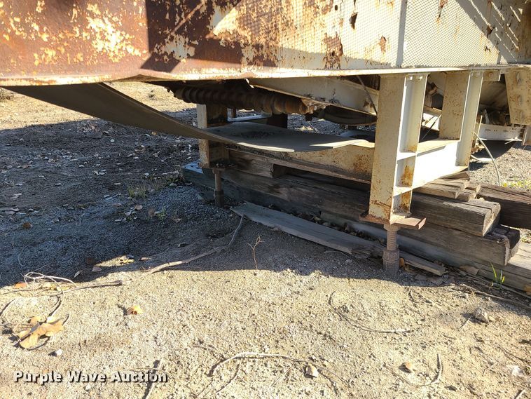 image for item LJ9353 Cedarapids  crushing plant