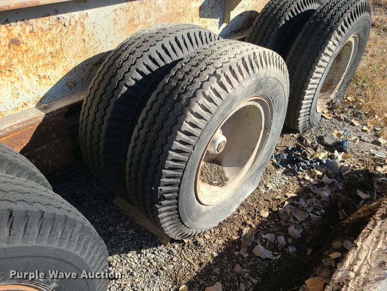 image for item LJ9353 Cedarapids  crushing plant