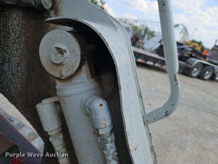 image for item LM9161 2004 Takeuchi TL140  tracked skid steer loader