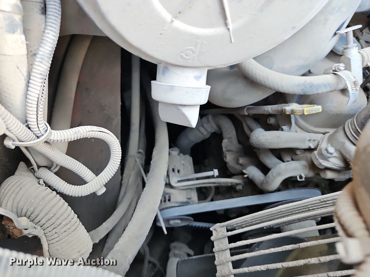 image for item LM9161 2004 Takeuchi TL140  tracked skid steer loader