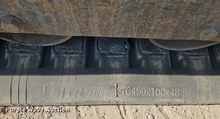 image for item LM9161 2004 Takeuchi TL140  tracked skid steer loader