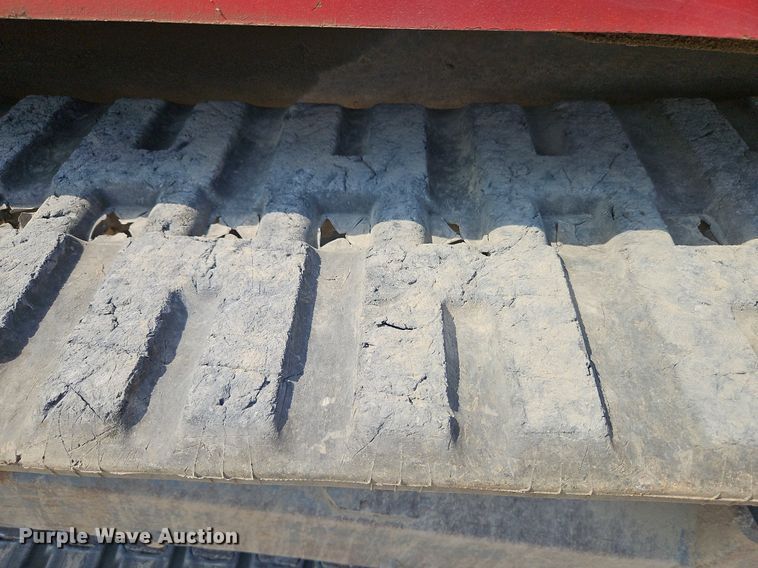 image for item LM9161 2004 Takeuchi TL140  tracked skid steer loader