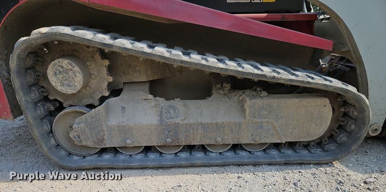 image for item LM9161 2004 Takeuchi TL140  tracked skid steer loader