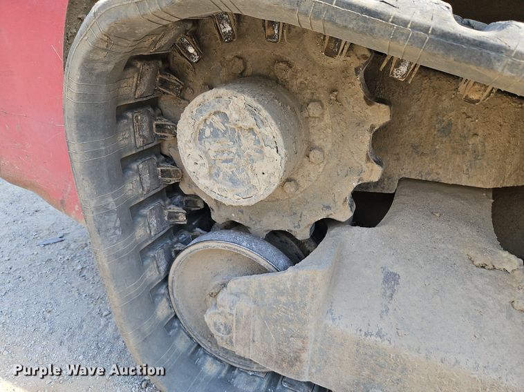 image for item LM9161 2004 Takeuchi TL140  tracked skid steer loader