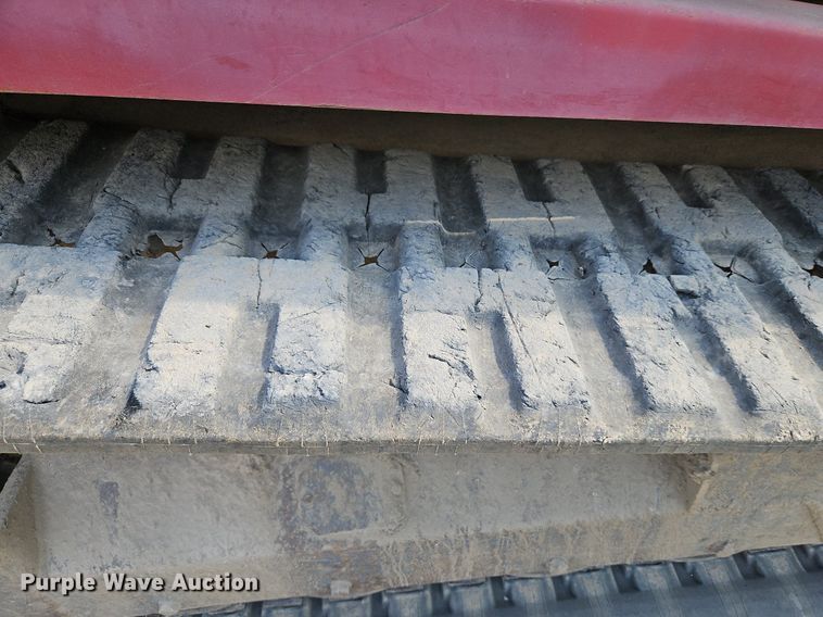 image for item LM9161 2004 Takeuchi TL140  tracked skid steer loader