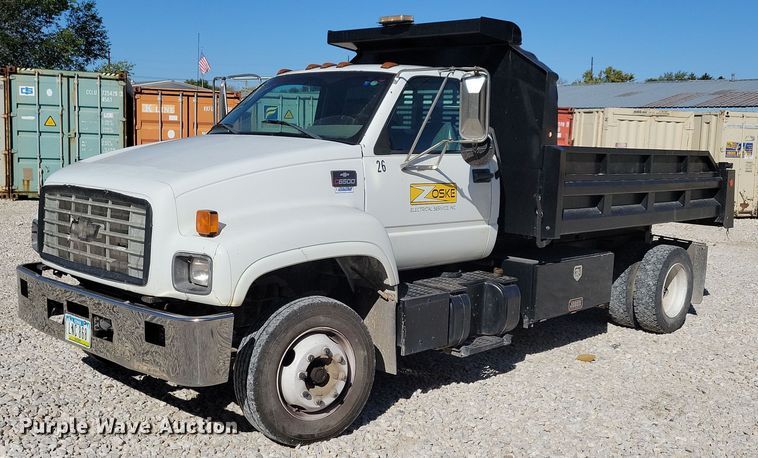 image for item LO9825 1999 Chevrolet C6500  dump truck