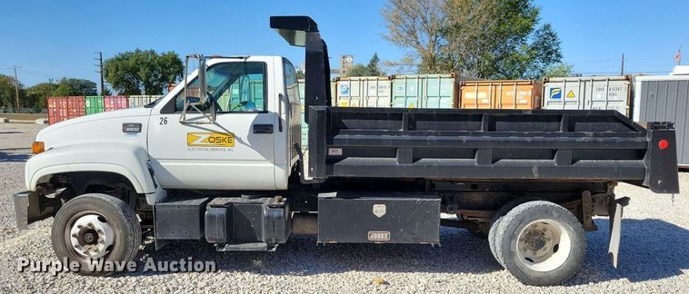 image for item LO9825 1999 Chevrolet C6500  dump truck